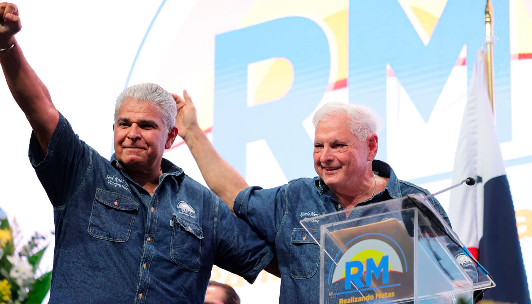 Riccardo Martinelli Ardito Barletta è stato il quarto tra i presidenti di origine italiana. Nella foto con Raul Molino quinto tra i presidenti di origine italiana è in carica.